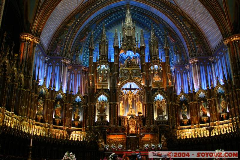 Le sanctuaire et le rétable
