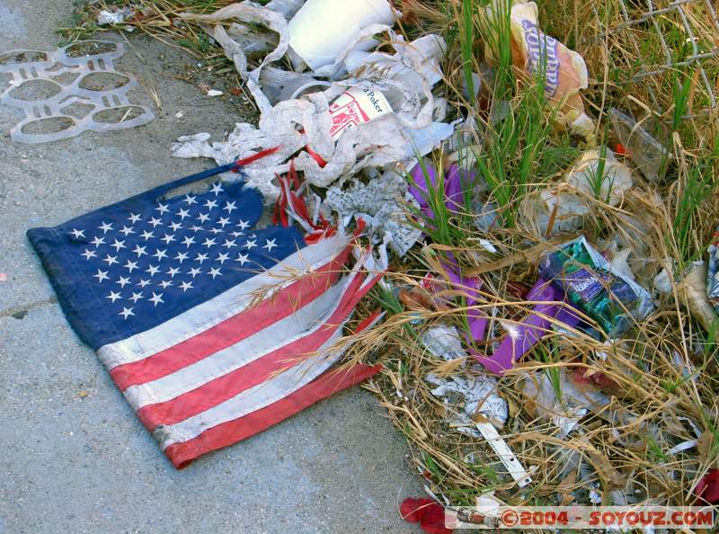 American (Broken) Dreams
Le rêve jeté aux ordures
