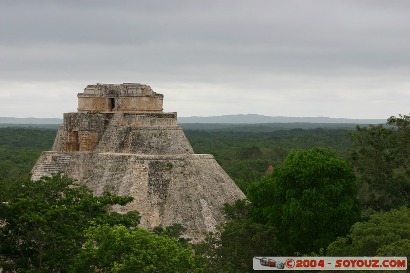 Uxmal - Piramide del Adivino
Mots-clés: Ruines Maya patrimoine unesco