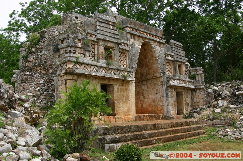 Labna - Arche Monumentale
Mots-clés: Ruines Maya