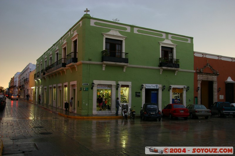 Campeche
Mots-clés: patrimoine unesco orage sunset