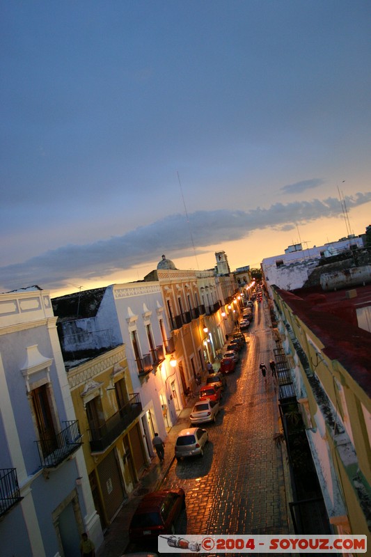 Campeche - Calle 10
Mots-clés: patrimoine unesco orage sunset