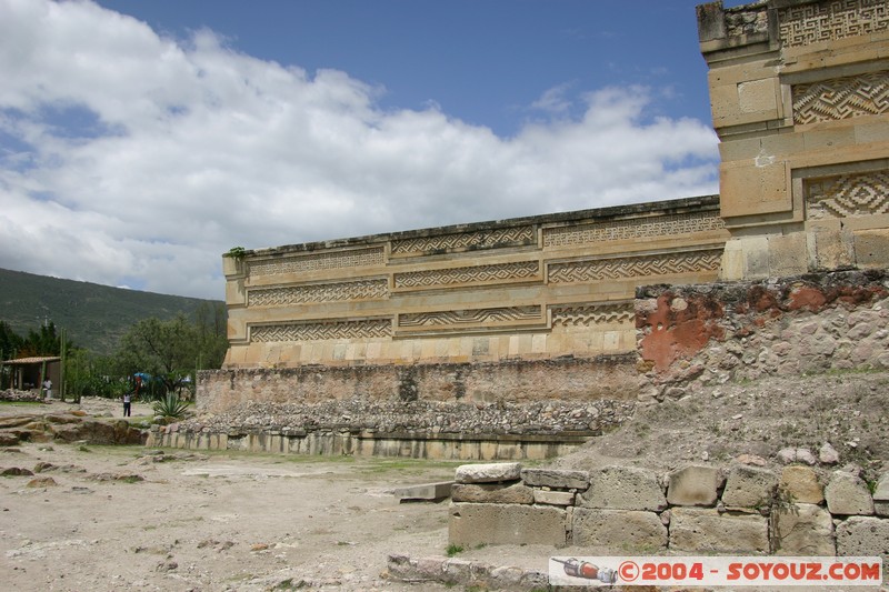 Mitla - groupe des Colonnes
Mots-clés: Ruines