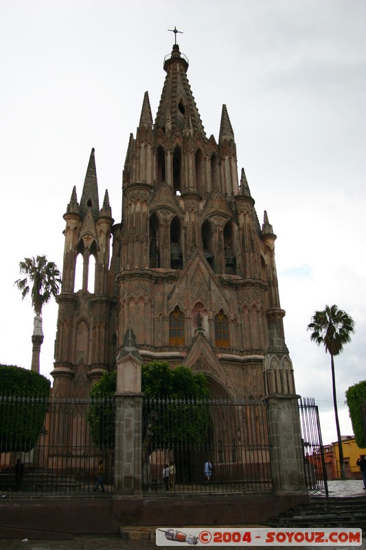 San Miguel de Allende - La Parroquia
Mots-clés: Eglise