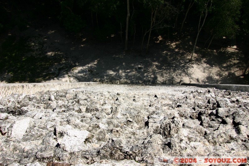 l'escalier du temple V
