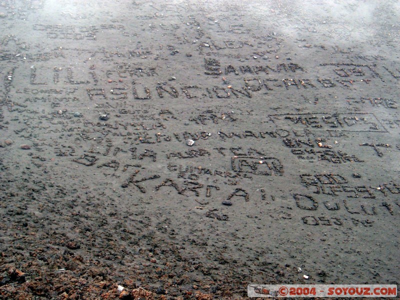 Les paroles s'envolent, les �crits restent (jusqu'� la prochaine �ruption)
