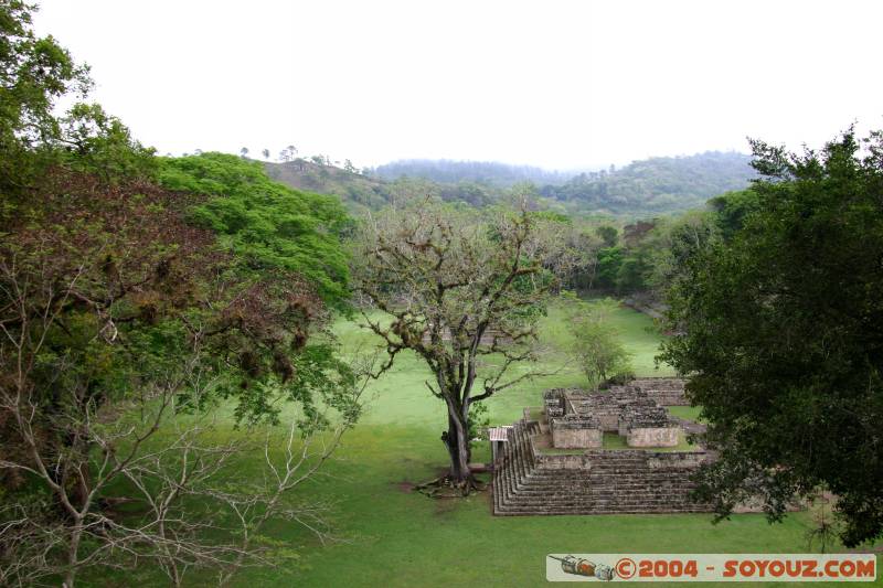 Vue de la Plaza Central depuis l'Acropolis
