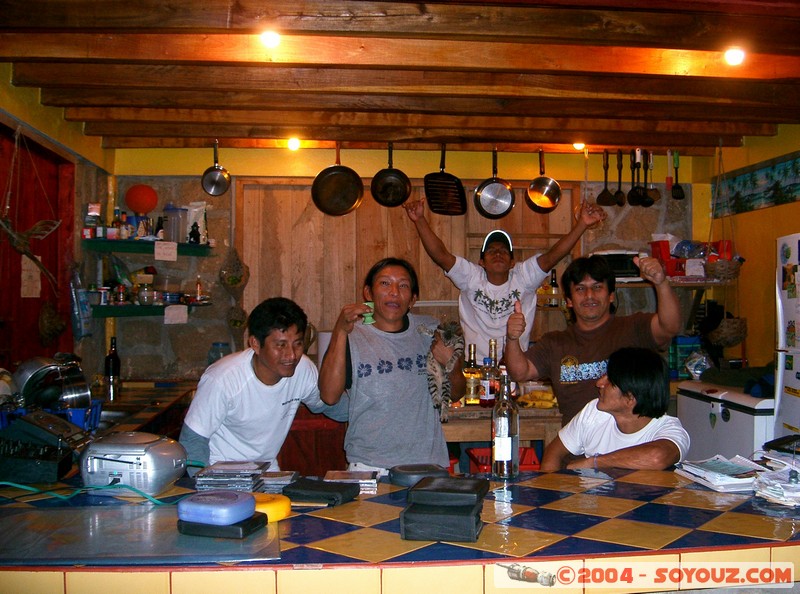 Montanita - Hostal Papaya Verde
Mots-clés: Ecuador Nuit Fete