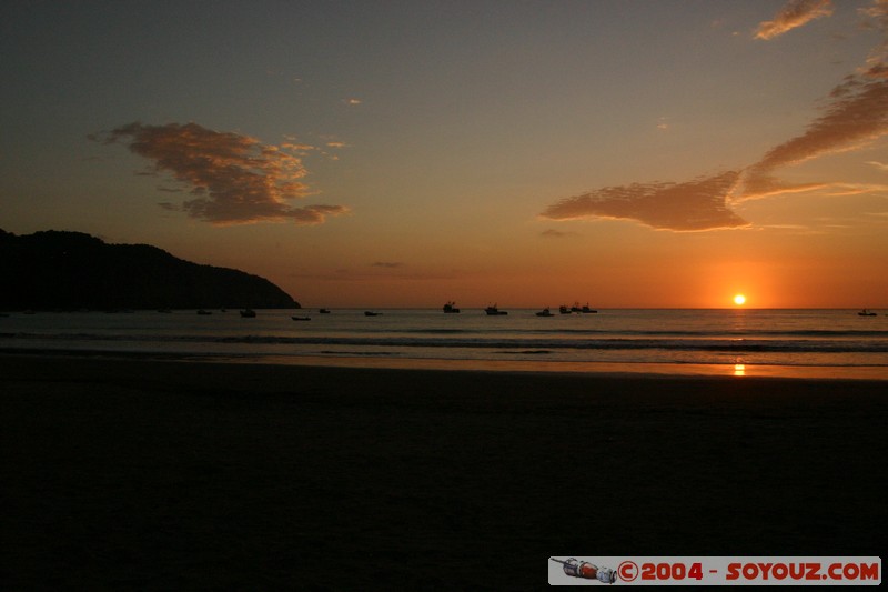 Puerto Lopez - Sunset on the sea
Mots-clés: Ecuador sunset plage