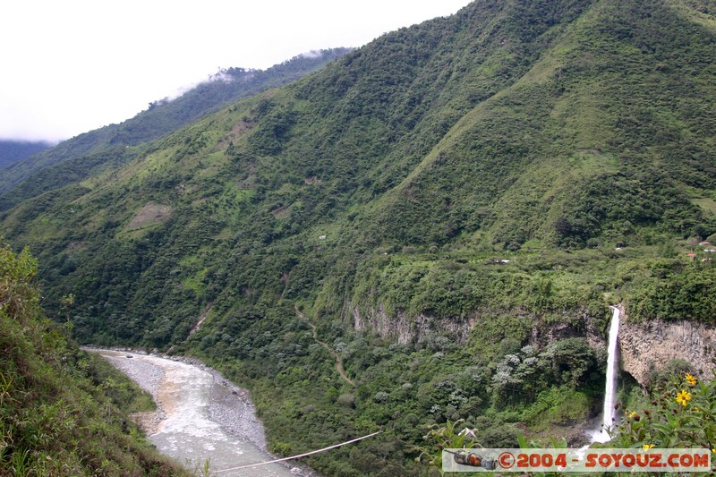 Ruta de las cascadas - Cascada Manto de la Novia
Mots-clés: Ecuador