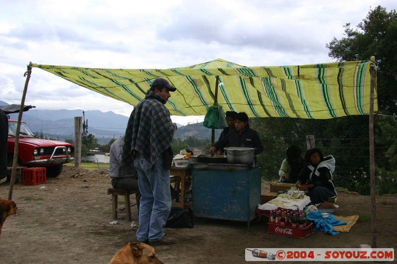 Otavalo - Marche aux bestiaux
Mots-clés: Ecuador Marche personnes Nourriture