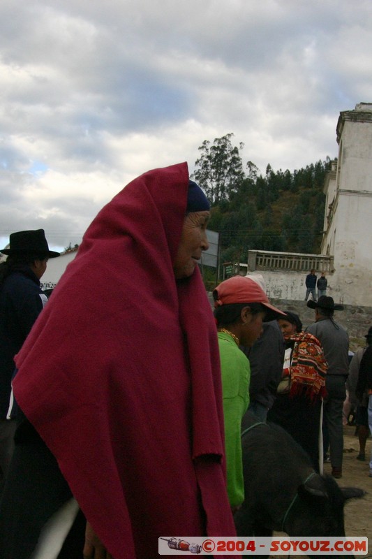 Otavalo - Marche aux bestiaux
Mots-clés: Ecuador Marche personnes