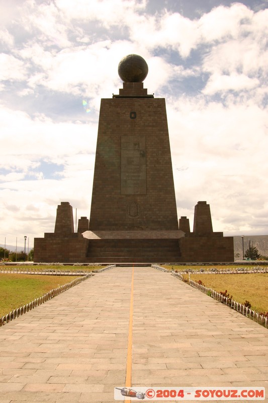 Mitad del Mundo
Mots-clés: Ecuador Equateur