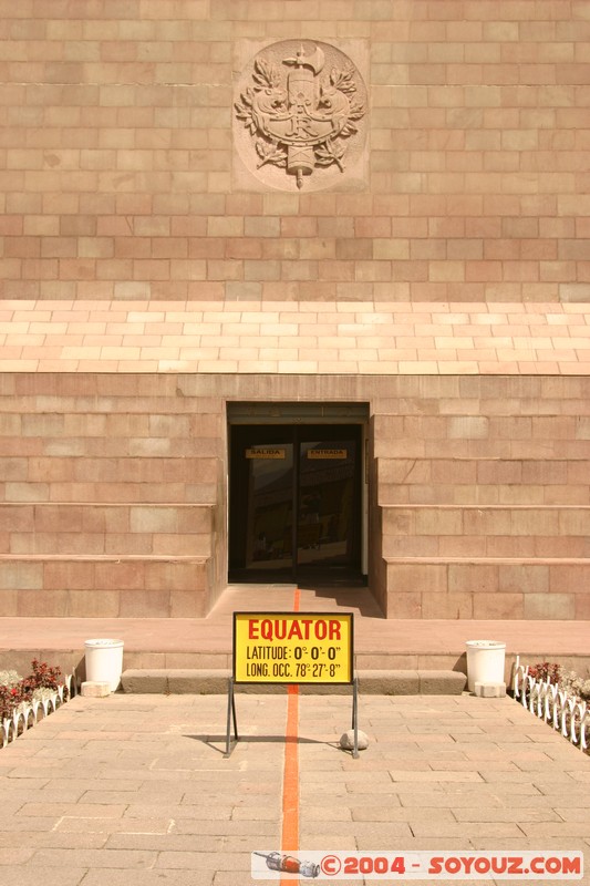 Mitad del Mundo
Mots-clés: Ecuador Equateur