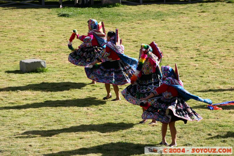 Cuzco - Qorikancha - Danzas Folkloricas
Mots-clés: peru Danse Folklore personnes cusco