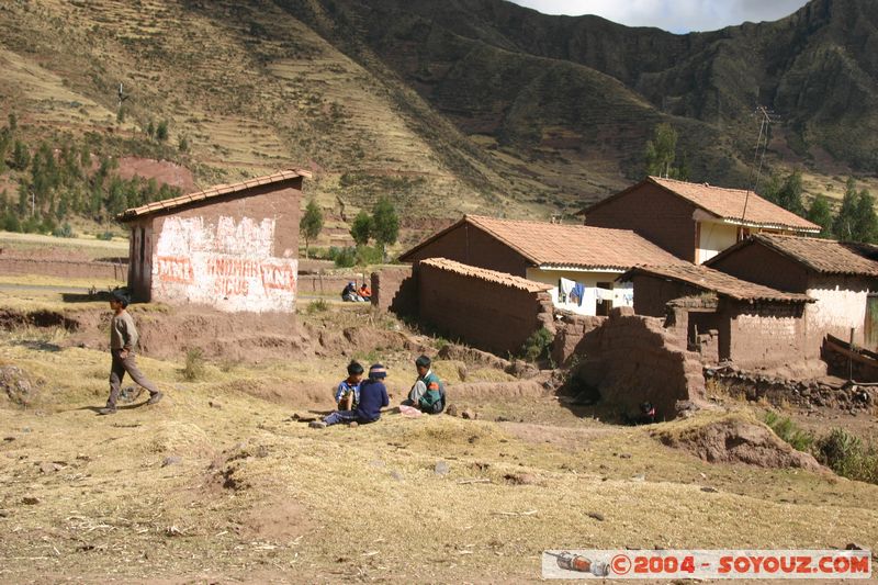 Taray
Mots-clés: peru Valle Sagrado de los Incas personnes
