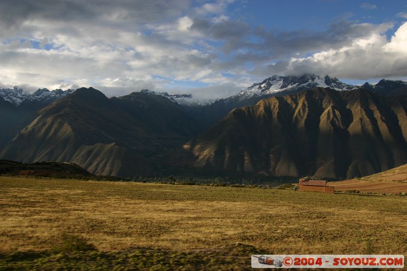 Valle Sagrado de los Incas
Mots-clés: peru Valle Sagrado de los Incas paysage sunset Montagne
