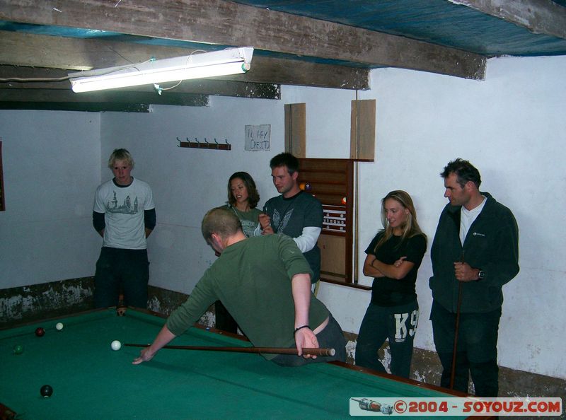 Camino Inca - Santa Teresa - Au club de billard
Mots-clés: peru Camino Inca Alternativo sport