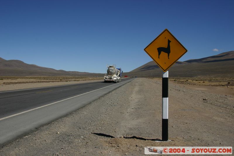 Reserva Nacional Salinas y Aguada Blanca
Mots-clés: peru Roadsign voiture