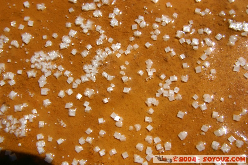 Salar de Uyuni - Jeux de couleurs minerales
