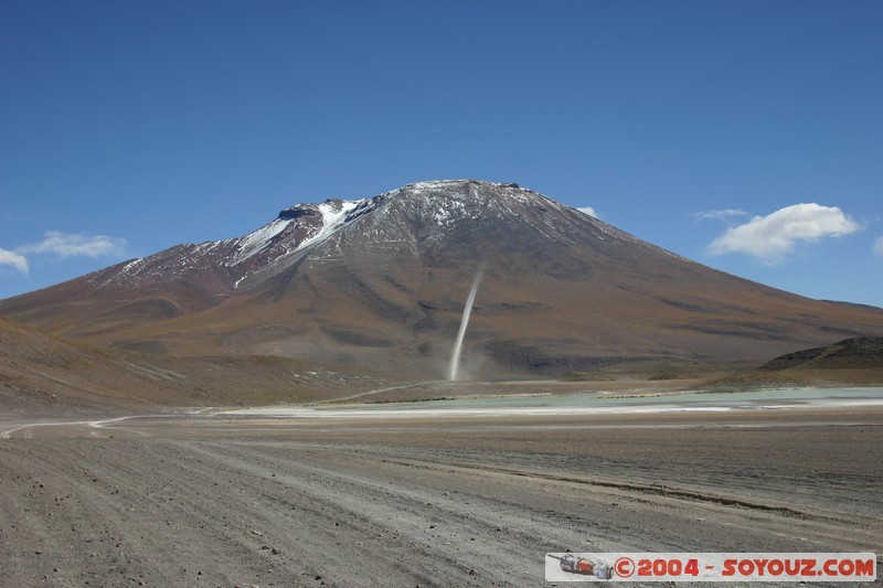 Zona de lagunas - Volcan Ascotan  - Tornade de sable
Mots-clés: volcan