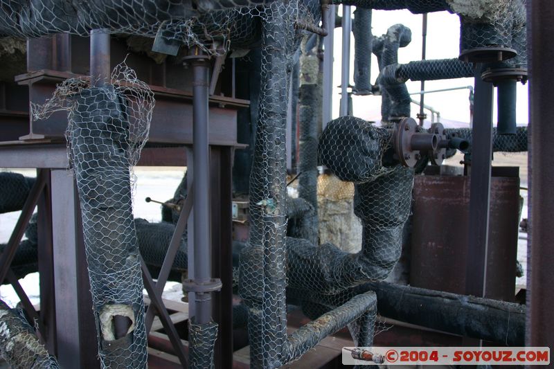 Los Geiseres del Tatio - Centrale geothermique
Mots-clés: chile geyser usine