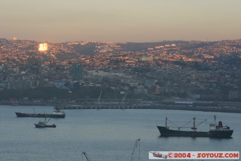Valparaiso
Mots-clés: chile sunset bateau