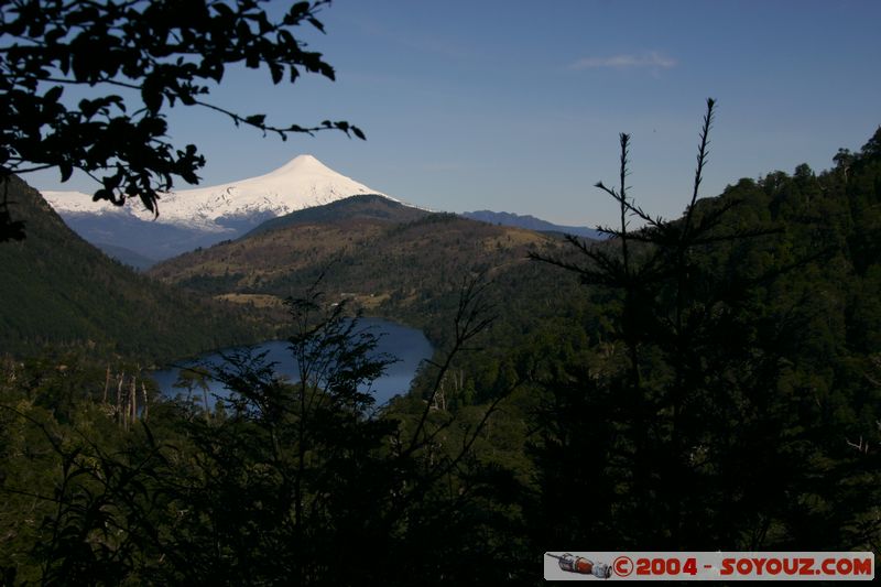 Parque Nacional Huerquehue - Lago Tinquilco y Volcan Villarica
Mots-clés: chile Lac