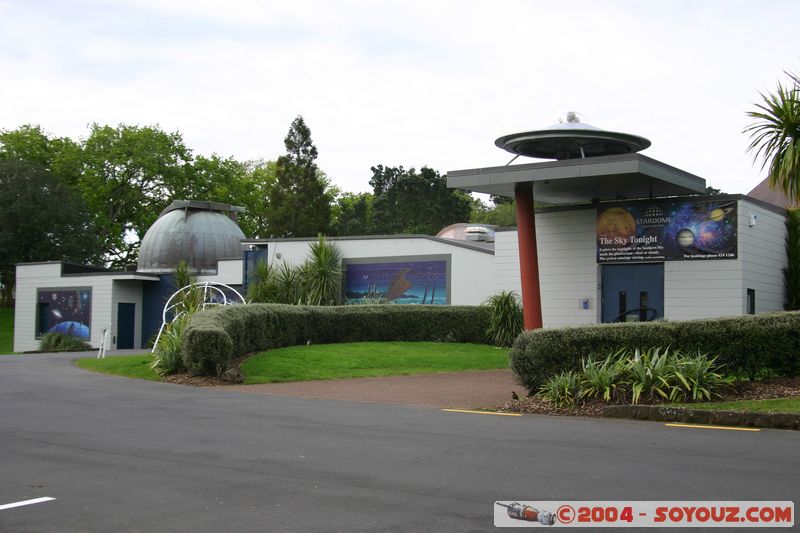Auckland - StarDome Observatory
Mots-clés: New Zealand North Island coast to coast observatoire
