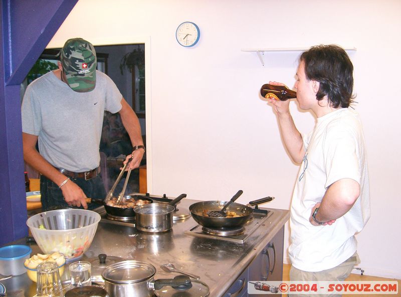 Paiha - Cooking at the hostel
Mots-clés: New Zealand North Island