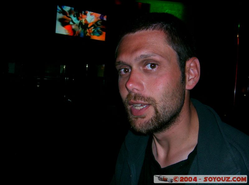 Paiha - Backpackers party
Mots-clés: New Zealand North Island backpackers