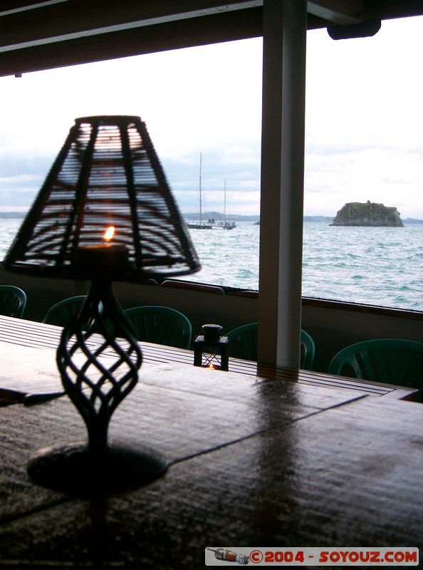 Bay of Islands - Candle light
Mots-clés: New Zealand North Island Insolite