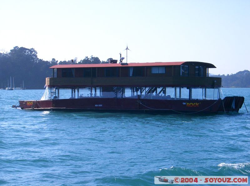 Bay of Islands - "The Rock"
Mots-clés: New Zealand North Island bateau