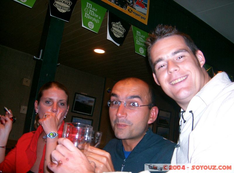 Taupo - YHA's backpackers party
Mots-clés: New Zealand North Island backpackers