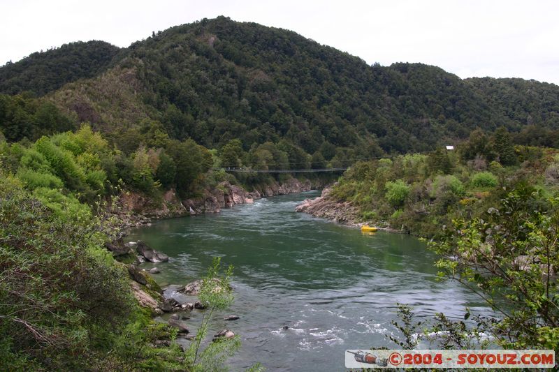 Buller Gorge Swingbridge
Mots-clés: New Zealand South Island Riviere Pont
