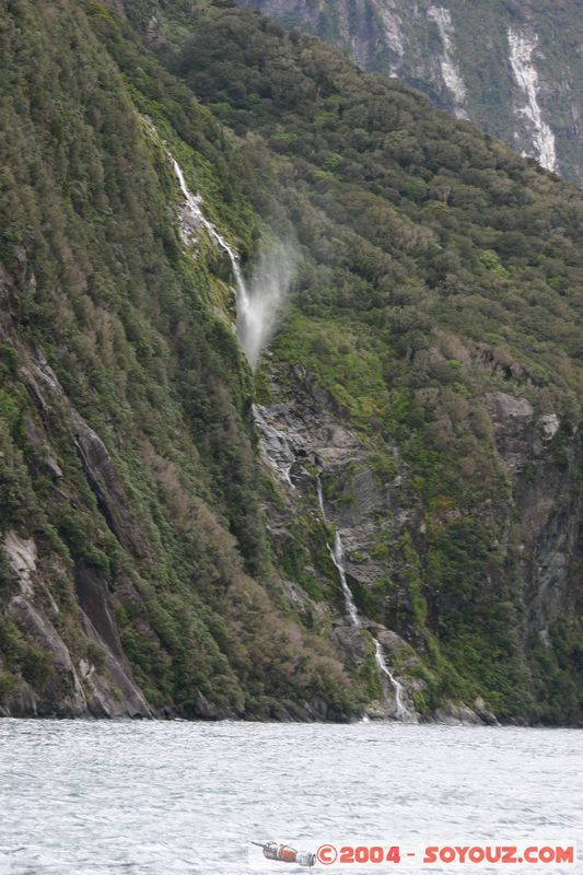 Milford Sound - Waterfalls
Mots-clés: New Zealand South Island patrimoine unesco Montagne cascade