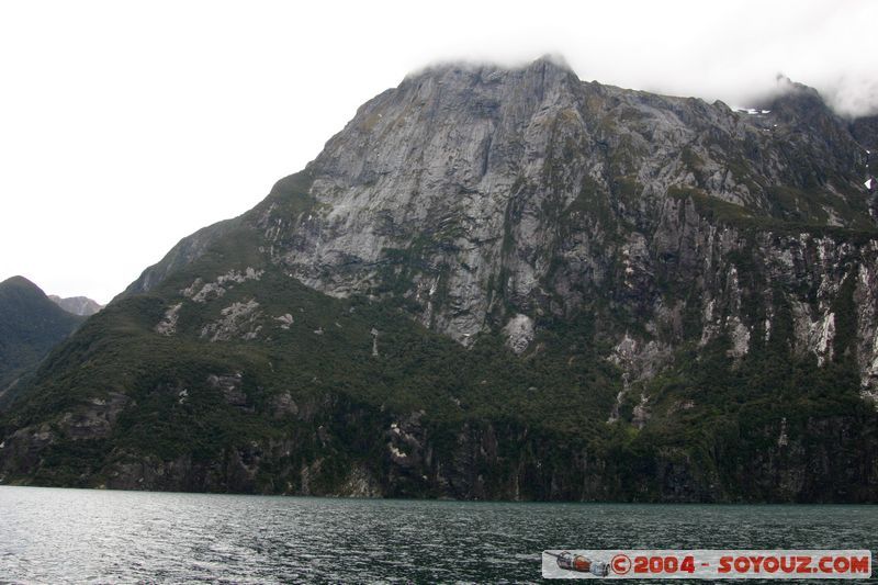 Milford Sound
Mots-clés: New Zealand South Island patrimoine unesco Montagne