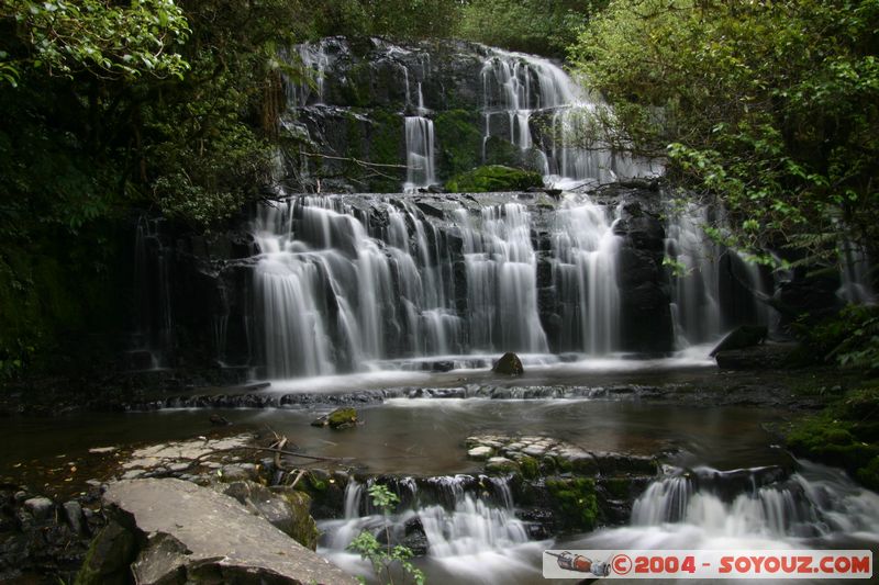 The Catlins - Purakaunui Falls
Mots-clés: New Zealand South Island cascade