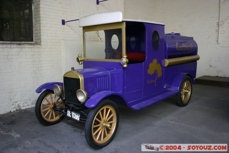 Dunedin - Cadbury's World - Old delivery car
Mots-clés: New Zealand South Island voiture