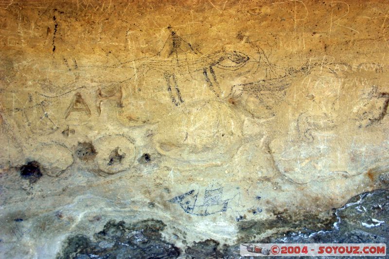 Takiroa - Maori limestone cliff drawings (AD 1000-1500)
