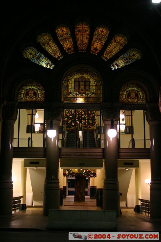 Sydney by Night - Queen Victoria Building
Mots-clés: Nuit Queen Victoria Building