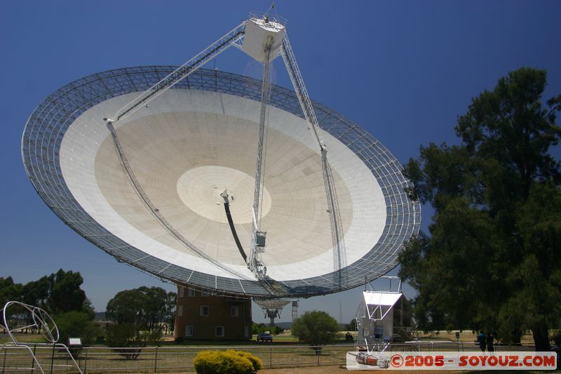 Parkes Observatory
Mots-clés: Astronomie