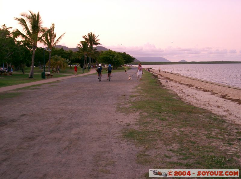 Cairns - Esplanade
