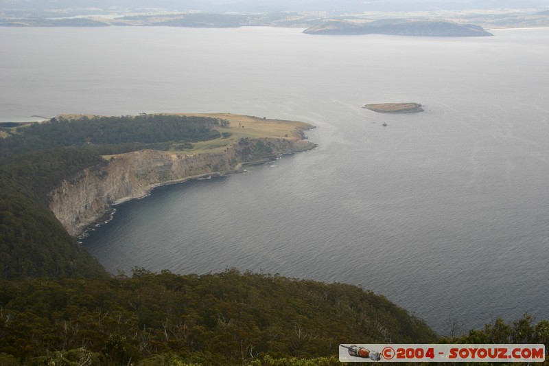 Maria Island - Bishop and Clerk - Vue sur Fossil Cliffs
