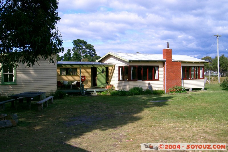Triabunna - Udda Backpackers
12 Spencer Street
Triabunna TAS  7190
Australia
+61 (0)3 6257-3439
