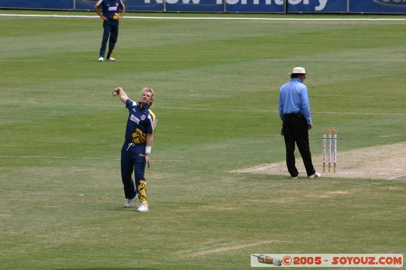 Melbourne's G - Bushrangers vs West End Redback - 02/01/2005
Mots-clés: sport cricket