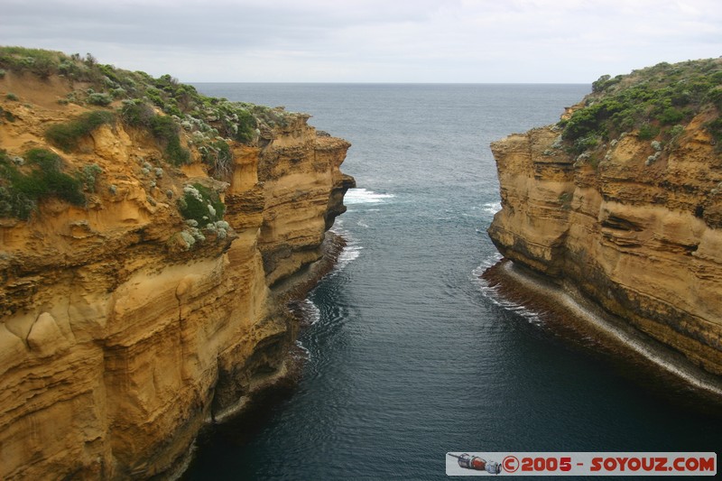 Great Ocean Road - Loch Ard Gorge -  Inlet at Thunder Cave
