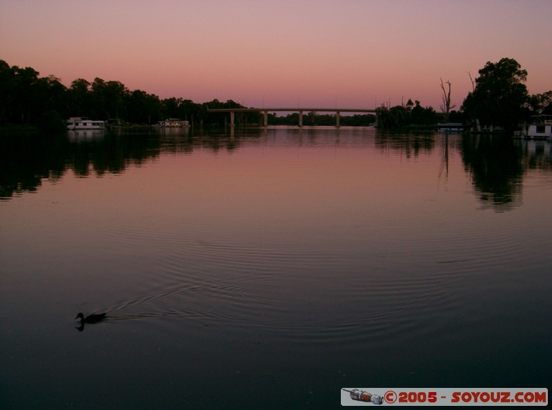 Mildura - Murray River at dusk
Mots-clés: sunset Riviere