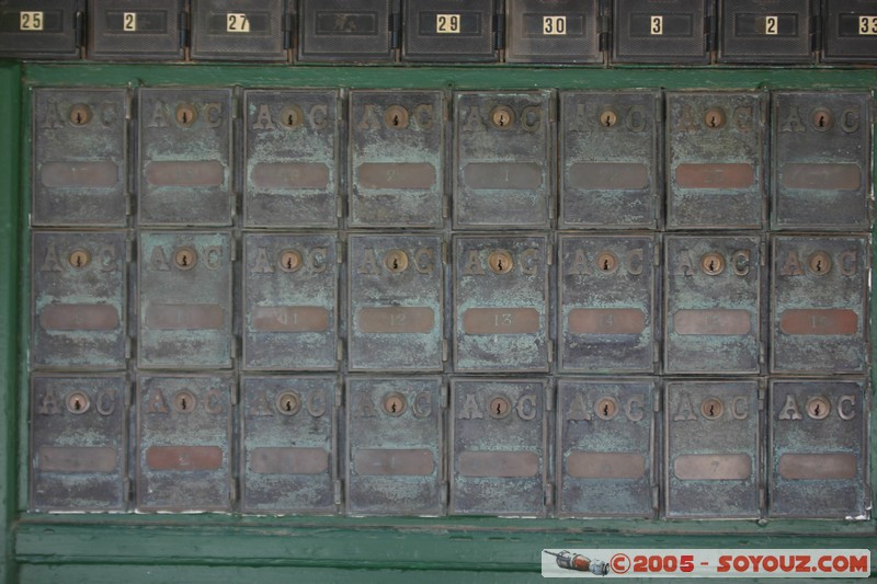 Mintaro - boites aux lettres
Mots-clés: Insolite