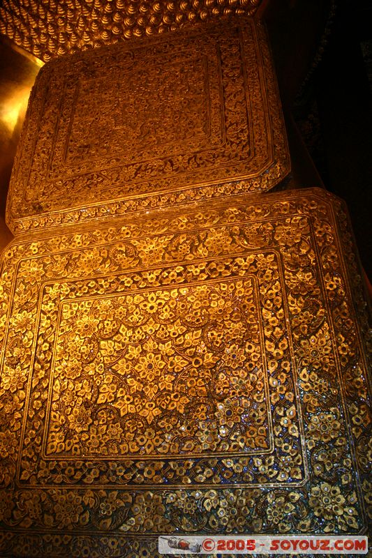 Bangkok - Wat Pho - Reclining Buddha
Mots-clés: thailand Boudhiste Wat Phra Chetuphon statue